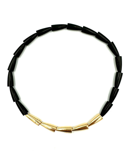 Collier VHERNIER. Collier "Calla" ébène et or jaune 18K 58 Facettes