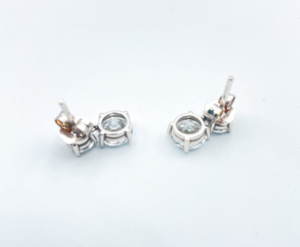 Boucles d'oreilles Boucles d'oreilles dormeuses en diamants 58 Facettes