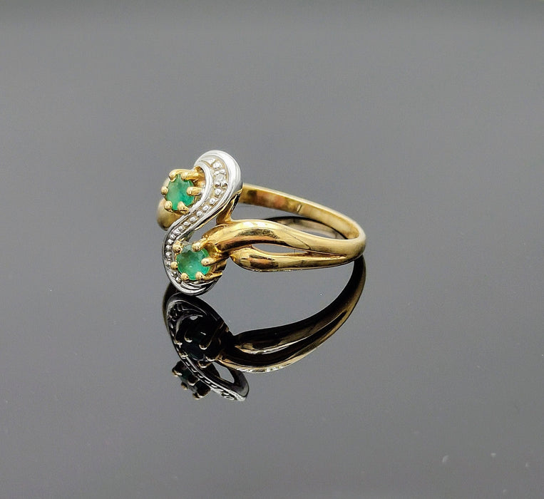 Bague 55.5 Bague Toi et Moi vintage en or jaune sertie d'émeraudes et de diamants 58 Facettes