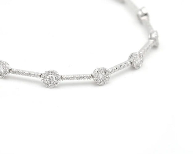 Bracelet Bracelet en or blanc serti de diamants de 1,76 ct 58 Facettes 14284