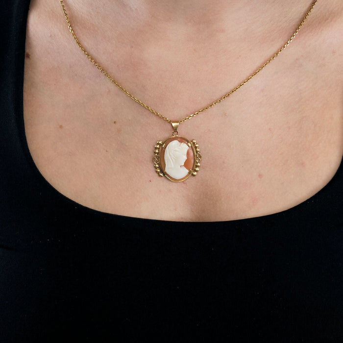 Pendant cameo yellow gold