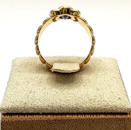 Bague 51 Bague Godronnée vintage or jaune sertie d'un saphir de Ceylan 58 Facettes