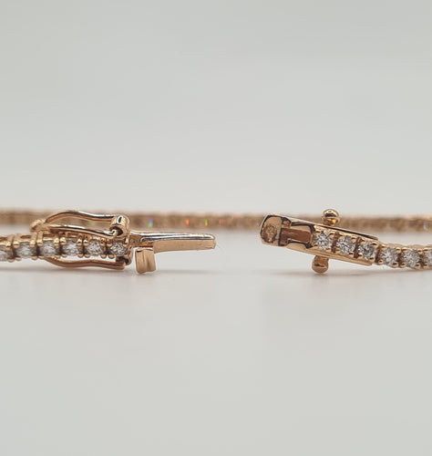 Bracelet Tennis or jaune serti de diamants 58 Facettes