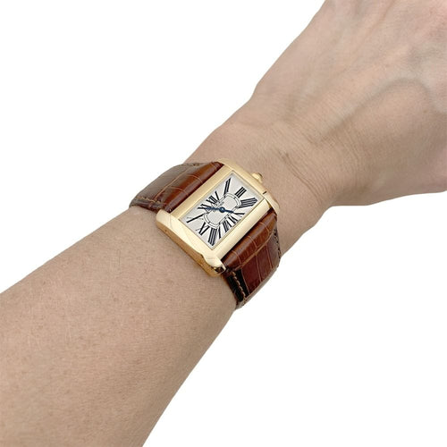 Montre Montre Cartier, "Divan", or jaune, cuir. 58 Facettes 34874