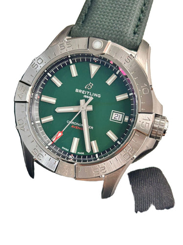 Montre Breitling - Montre Avenger Automatique 42 A17328101L1X1 58 Facettes KVC