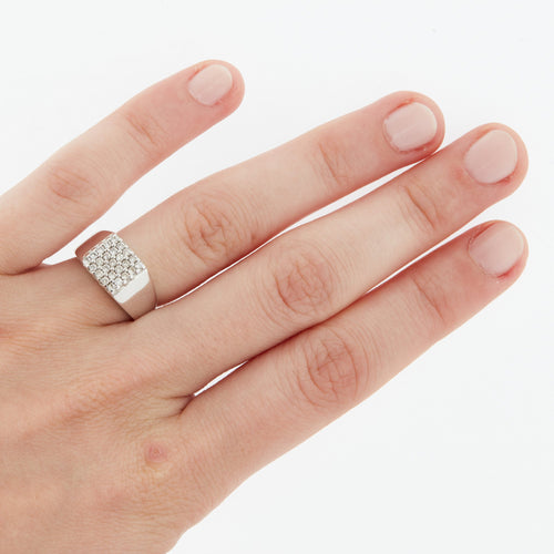 Bague CHEVALIÈRE EN OR BLANC 18 CARATS 58 Facettes REF 11015/11