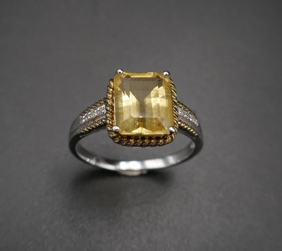 Bague 60 Bague citrine et diamants. 58 Facettes C63-06
