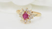 Bague 52.5 Bague marguerite en or jaune, rubis et diamants 58 Facettes 32669