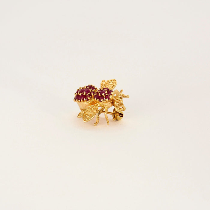 Yellow gold ruby bee brooch