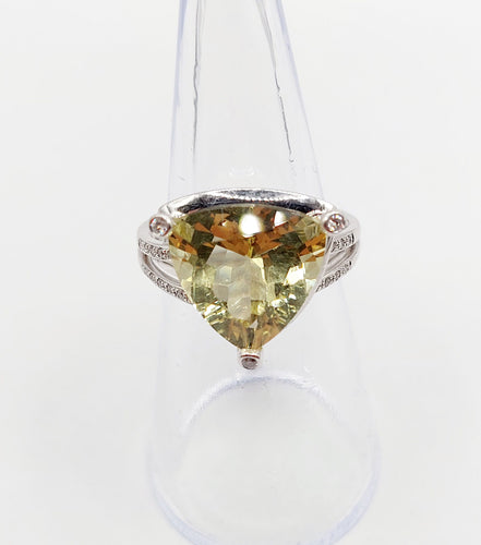 Bague 50 MAUBOUSSIN - Bague "Mes couleurs à toi" or blanc, citrine troïdia et diamants 58 Facettes A06276