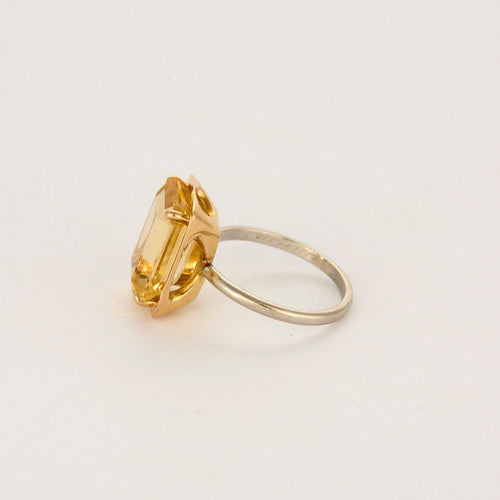 Bague 55 Bague en or jaune sertie d'une citrine 58 Facettes LP1173