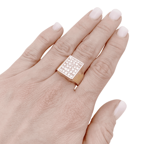 Bague 61 Bague chevalière or jaune, diamants. 58 Facettes 34448