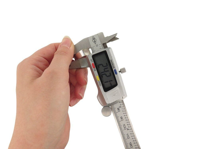 Bague 53 bague CARTIER tank en or blanc 18k 13.6 gr sertie pierre de lune 58 Facettes 268700