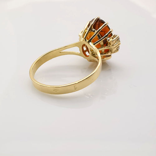 Bague 57 Bague or jaune citrine et diamants 58 Facettes