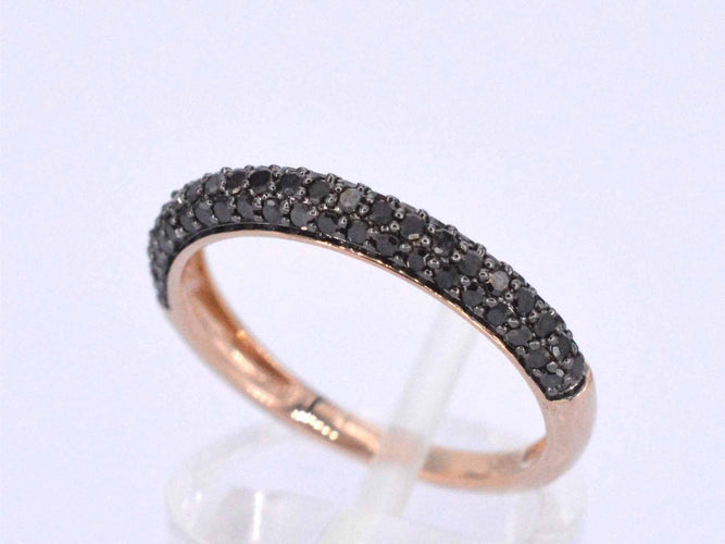Bague 54 Bague en or rose avec diamants noirs taille brillant 58 Facettes 2224