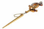 Broche Une broche épée vintage ornée de diamants : une traversée du temps et de la mode 58 Facettes 24246-0390