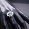 Bague 57 Bague marguerite Or blanc Diamants 58 Facettes 3907