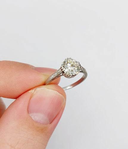 Ring 52.5 Ring Solitaire Art Deco in platinum and old-cut diamond 1.40 carat 58 Facettes A06491