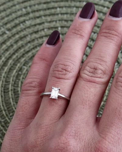 GRAFF - Paragon GIA 0.50 Karat F/VVS1 Zümrüt Pırlanta Nişan Yüzüğü 