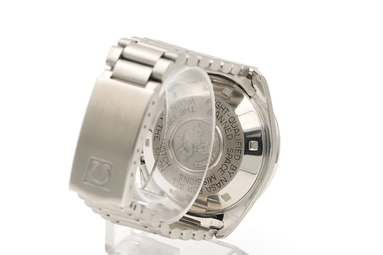 Montre Omega - Montre Speedmaster Moonwatch chronographe 145.022 58 Facettes Omega-speed