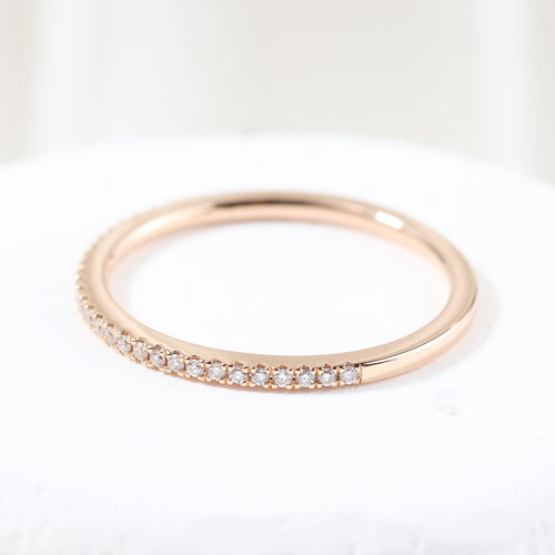 Bague 54 Bague en or rose sertie de diamants taille brillant en canal 58 Facettes J0100324