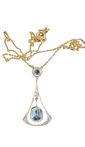 Collier Collier Art Déco ors jaune et blanc, aigue-marines, diamants 58 Facettes