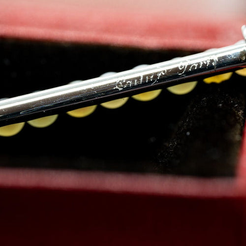 Broche CARTIER - Perle fines - Broche en or blanc et perle 58 Facettes