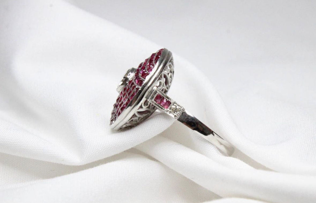 Ring style Art Deco Ruby Diamonds