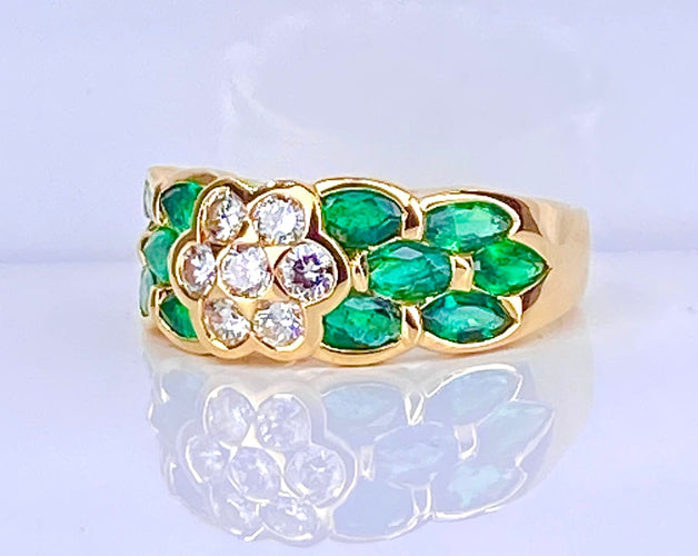 Bague 53 Bague jonc en or jaune, émeraudes navettes et diamants 58 Facettes AB576 bis