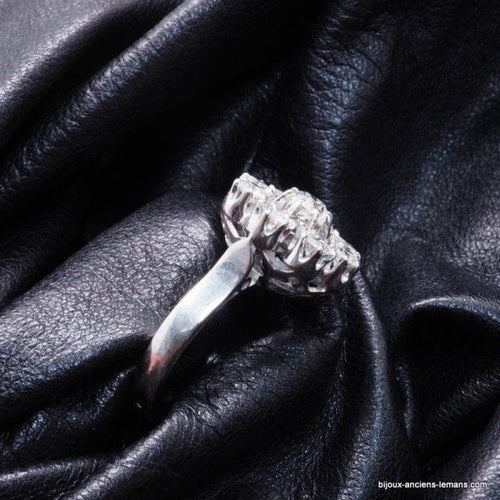 Bague 50 Bague marguerite Or blanc Diamants 58 Facettes 4196