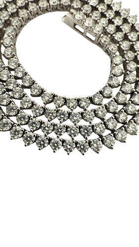 Collier Collier rivière de diamants naturels serti 3 griffes 58 Facettes