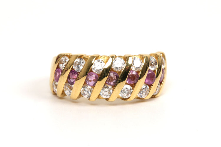 Bague 54 Bague contemporaine or jaune, rubis, diamants 58 Facettes 21786