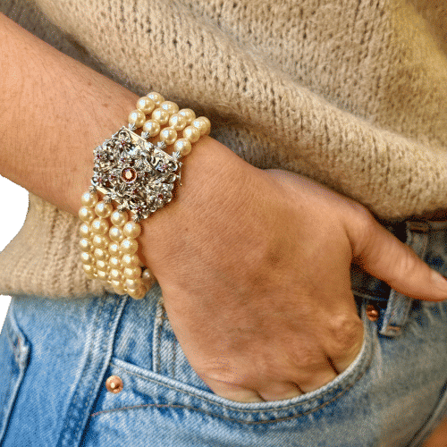 Bracelet Manchette de perles fermoir bijou 58 Facettes