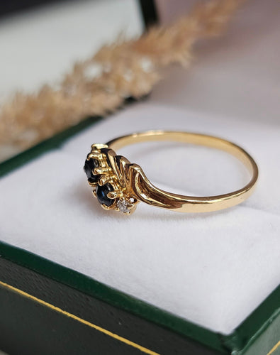 Bague 53 Bague or jaune saphirs et diamants 58 Facettes 663