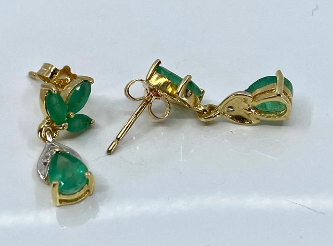 Boucles d'oreilles Boucles d’oreilles en or jaune, émeraudes et diamants 58 Facettes AB641