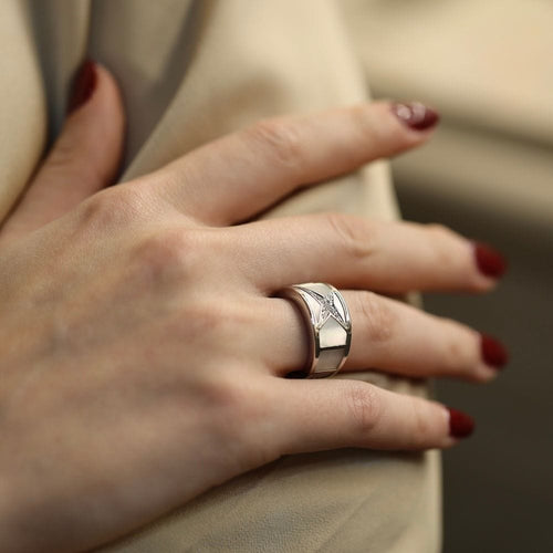 Bague 50 Bague Mauboussin Étoile Beauté en or gris 18K avec nacre et diamants – Taille 50 58 Facettes