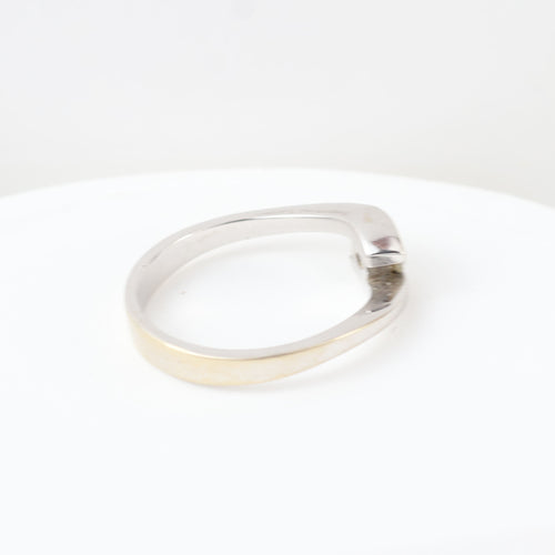 18-carat white gold ring Solitaire with a 0.16-carat diamond. 