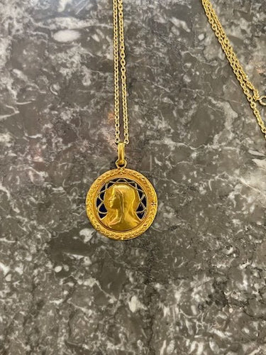 Pendentif Médaille de la Vierge Marie ancienne et émail 58 Facettes
