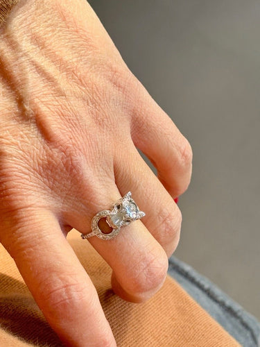 Bague 52 Bague Panthère en or blanc et diamants 58 Facettes WC-2025-2325