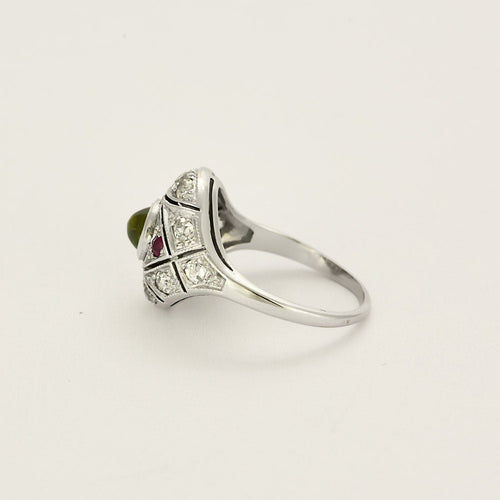Bague 54 Bague dôme Art Déco en or blanc, cabochon de péridot et rubis 58 Facettes MB2