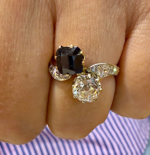 Bague Toi et Moi ancienne saphir de Siam naturel et diamants