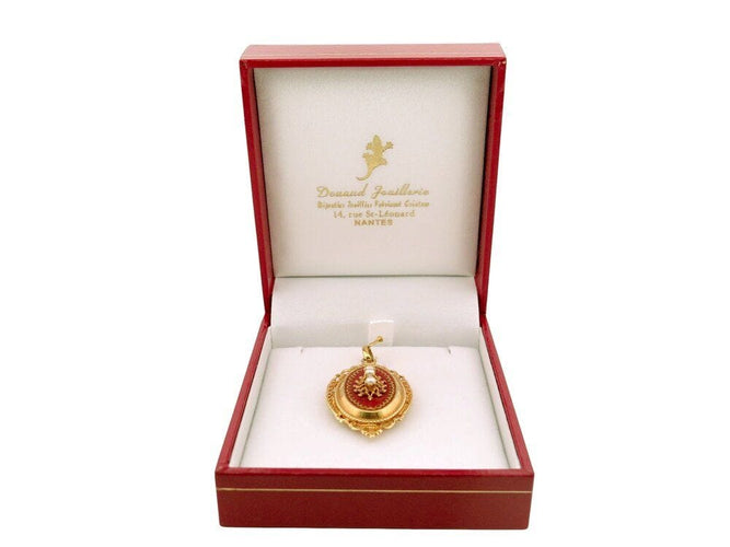 Pendentif vintage pendentif broche medaillon porte photo perles en or jaune 18k 5.9g xxeme 58 Facettes 268154
