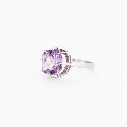 Bague 52 Bague cocktail améthyste en or blanc 58 Facettes