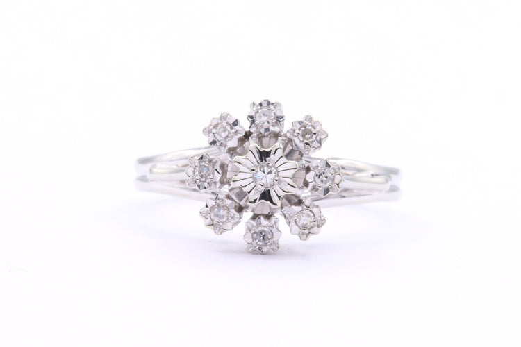 Bague 54 Bague Années 70 en or blanc sertie de diamants 58 Facettes B403