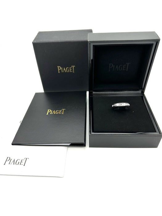 Bague PIAGET. Collection "Possession", bague or blanc 18K et diamants (full set) 58 Facettes