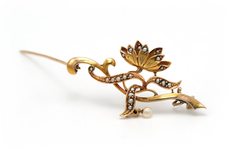 Broche Broche en or jaune sertie de perles 58 Facettes B266