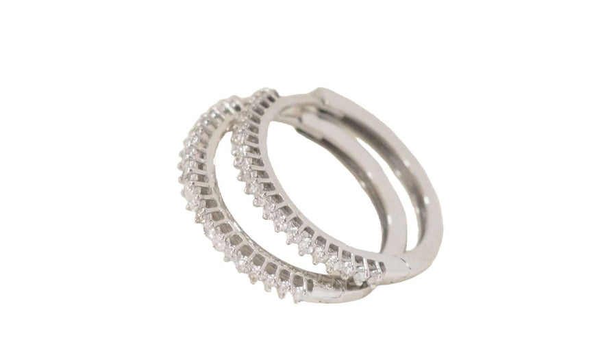 Boucles d'oreilles Boucles d'oreilles créoles en or blanc et diamants 58 Facettes F4882