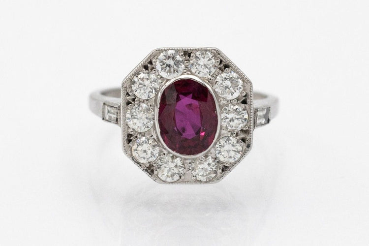 Bague 50 Bague ancienne en or blanc, rubis et diamants, Royaume-Uni 58 Facettes 9834