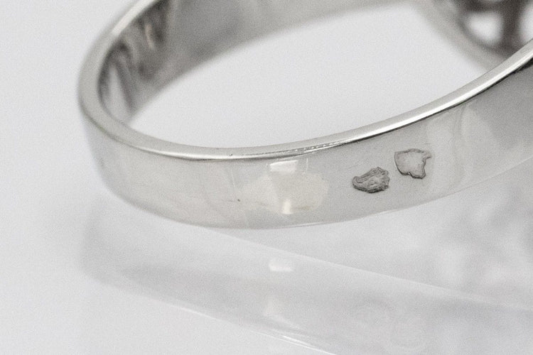 Bague 51 Bague en or blanc et platine sertie de diamants, milieu du XXe siècle 58 Facettes 11256