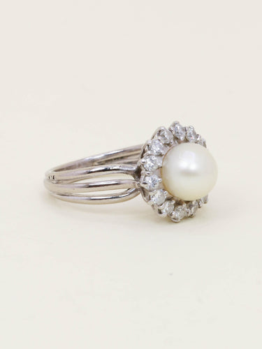Bague 50 Bague marguerite or blanc perle diamants 58 Facettes 1186.3